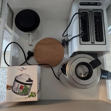 דירה Sonnige Mit Balkon