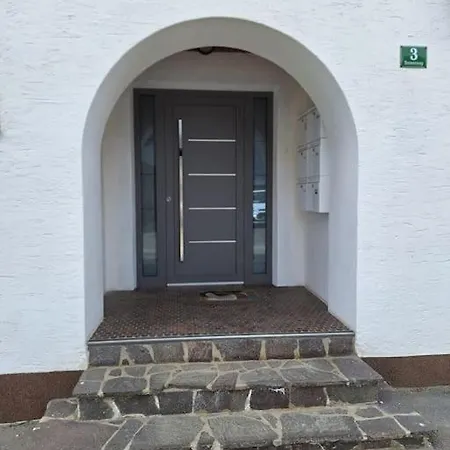 Apartment Sonnige Mit Balkon *